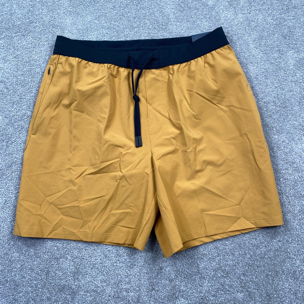 VRST Elevate Unlined Short Mens Medium Palomino Gold 5" Inseam 4-Way Stretch
